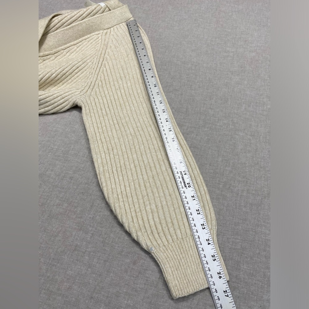 H&M, Women's knit cardigan, long sleeves, Size S Beige - Picture 8 of 12